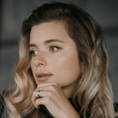 Masha Bucher's avatar