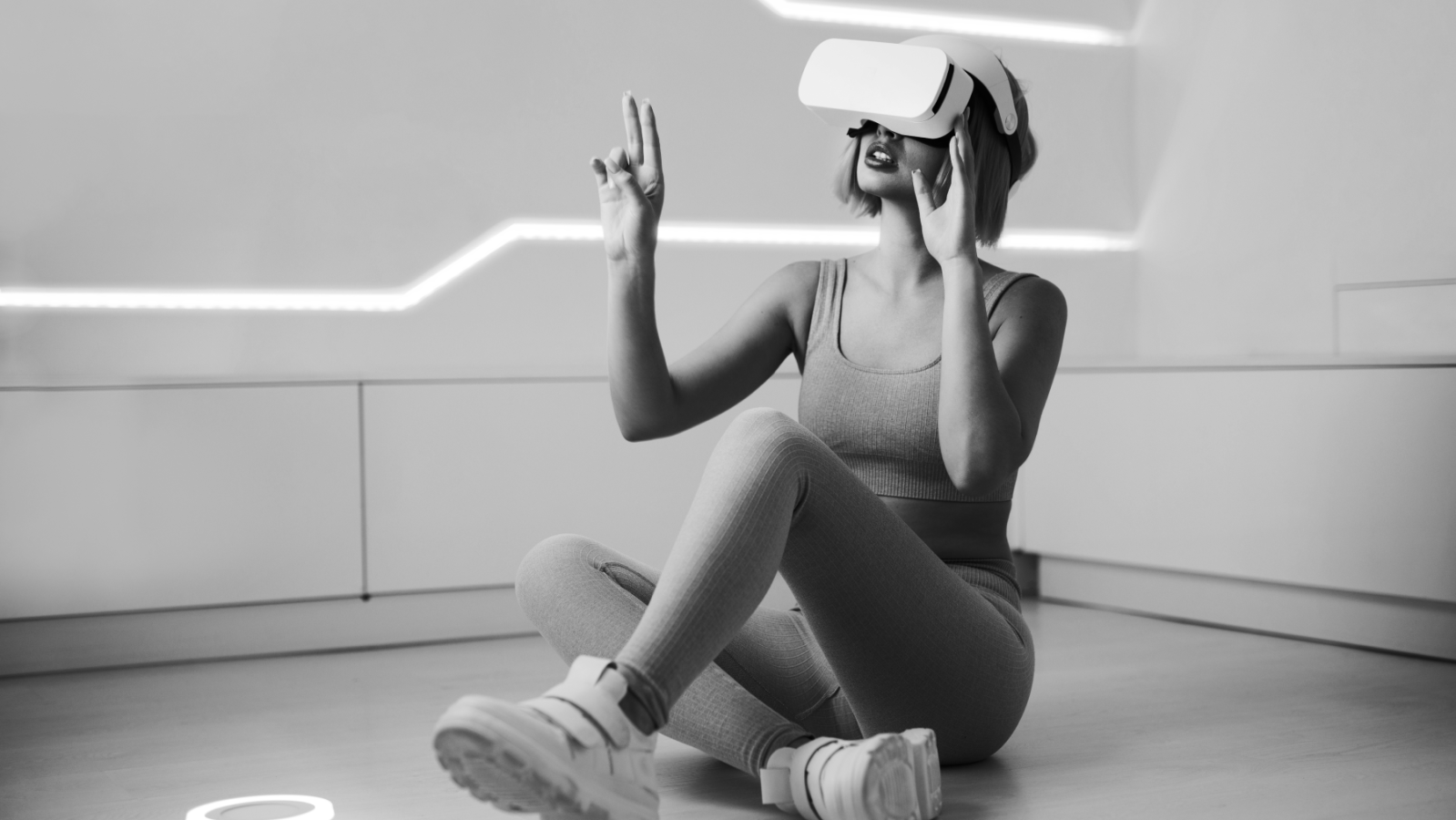 Fashion Is Moving Into the Metaverse — Here's What to Expect